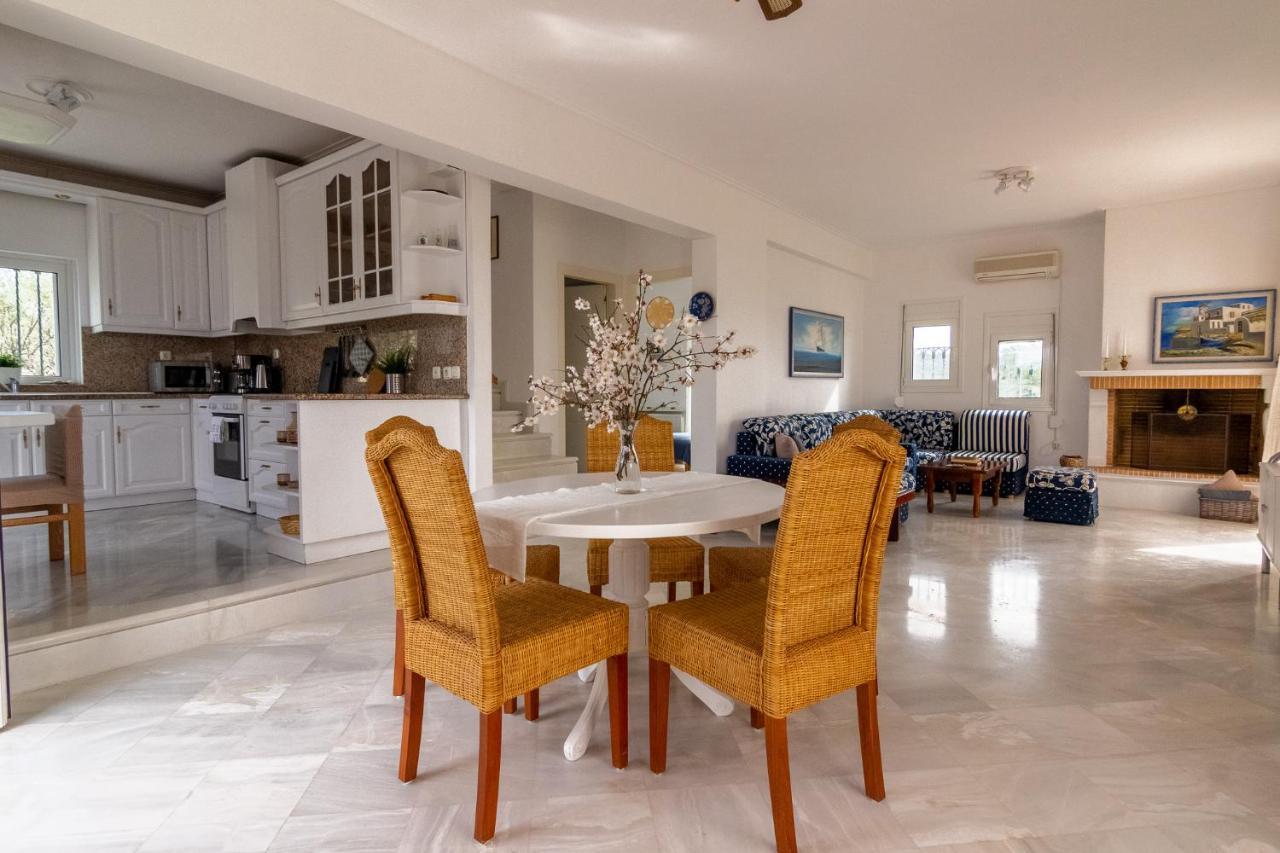 House With Amazing Ocean View And Patio - Pool Villa Porto Heli Bagian luar foto