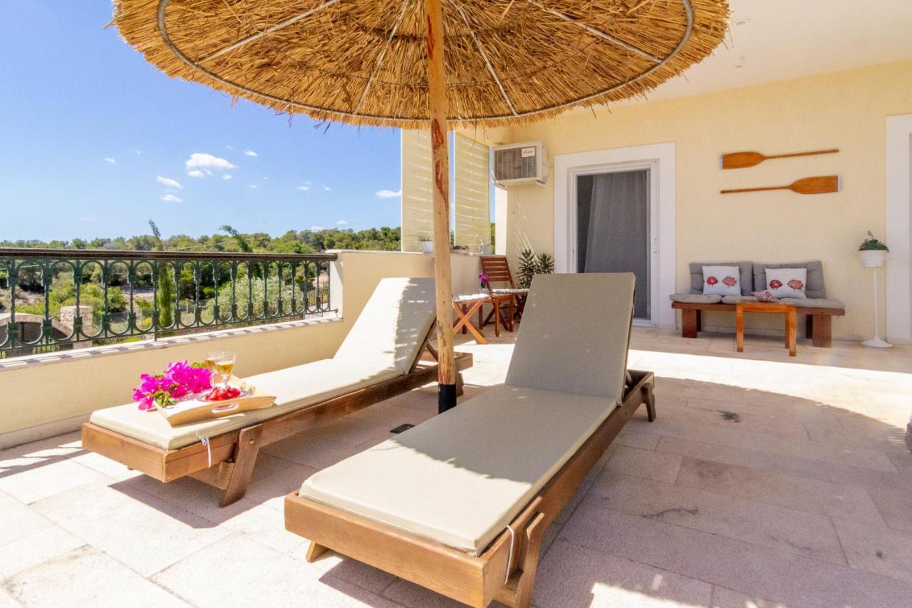 House With Amazing Ocean View And Patio - Pool Villa Porto Heli Bagian luar foto